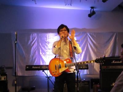 さぁ登場です。ジミ変いや今回はジミ平で